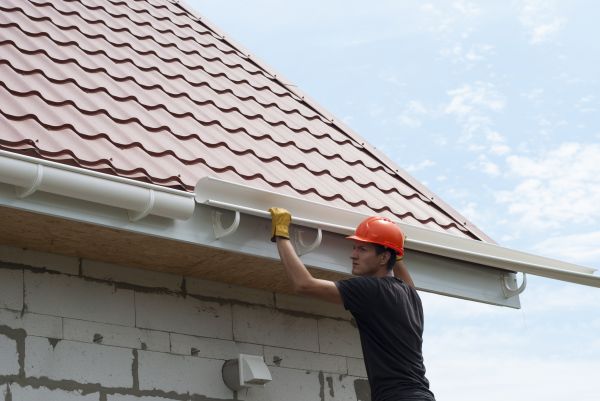 Rain Gutter Repair in Waynesville