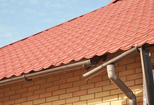 Loose Gutter Repair in Waynesville