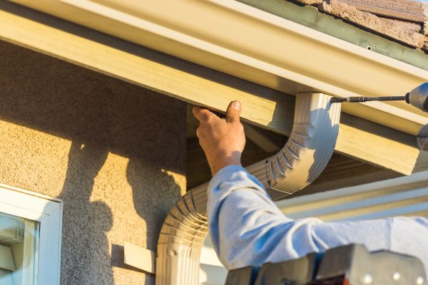 Aluminum Rain Gutter Service in Waynesville